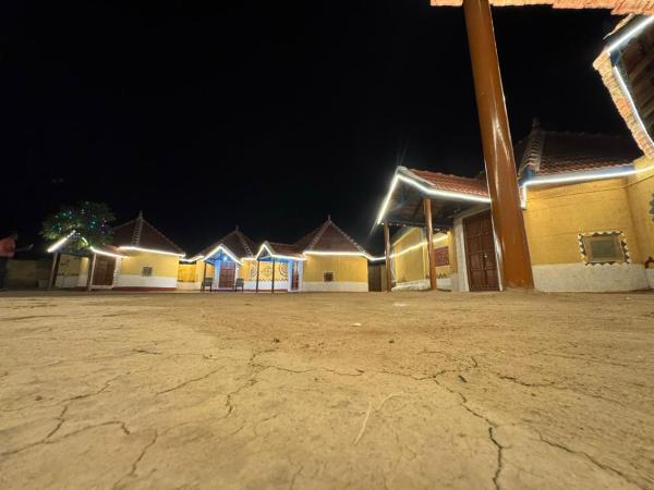 Rann Sanji Stay, Забронировать  Бхерандила штат Гуджарат
