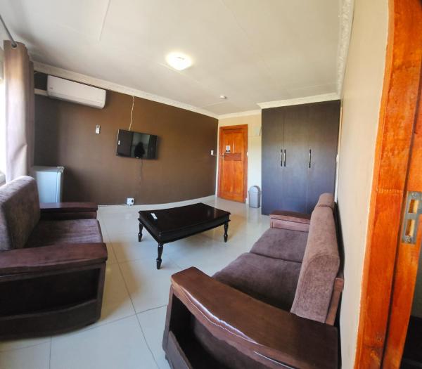DeRockview Lodge, Забронировать  Йоханнесбург Гаутенг