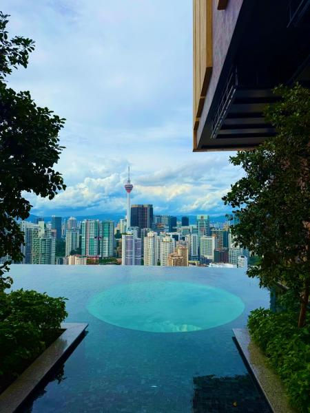 Lucentia Residence Skyline KL Stay, Забронировать  Отели Федеральной территории Куала-Лумпура с парковкой, Парковка