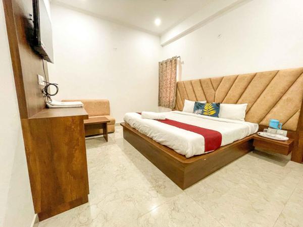 The Chintpurni Hotel