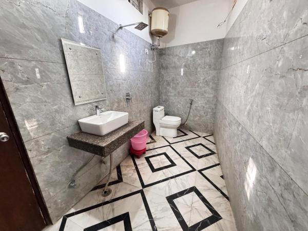 The Chintpurni Hotel