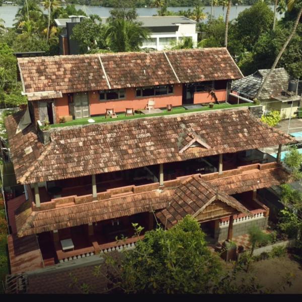 Kottaram Heritage, Забронировать  Отели Паллипурам с бассейном, Бассейн