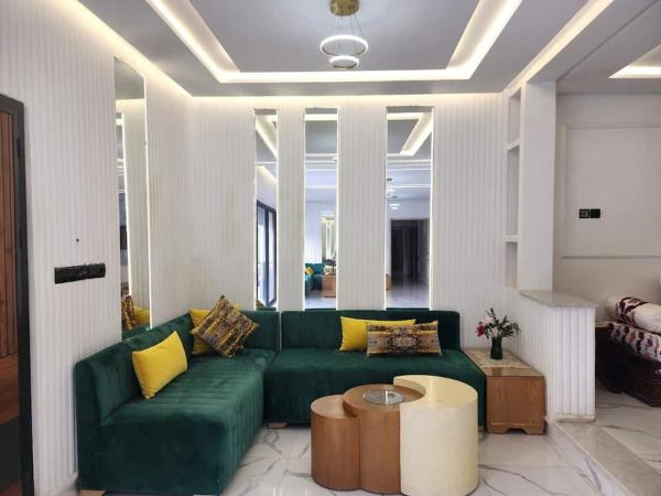 Villa Luxe Fès avec Piscine & Spa, proche aéroport, Private Hammam, Забронировать  Отели Fes El Bali с бассейном, Бассейн