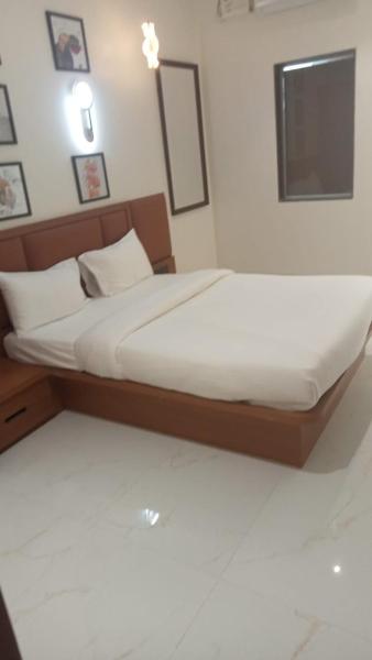 Hotel Arena Inn, Забронировать  Dombivli Махараштра