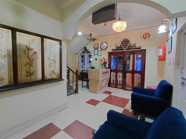 Taki Suhasini Guest House, Забронировать  Tāki Западная Бенгалия