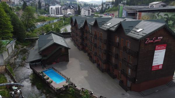 ZimaSnow Ski & Spa Club 