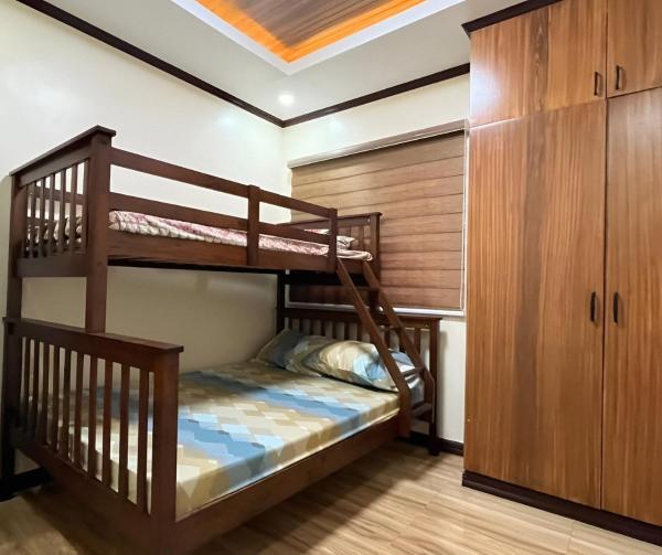 Ranch-o-tel Guesthouse, Забронировать  Вилласис Лусон