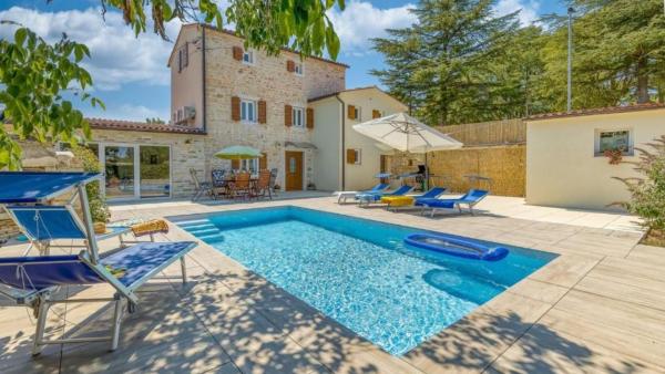 Villa Butterfly by Villas Guide, Забронировать  Маричи Rovinj Riviera