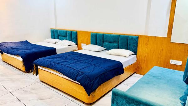 Hotel Raj Inn, Забронировать  Годарпура штат Мадхья-Прадеш