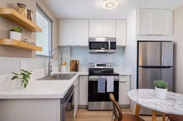 One Bed Honolulu Kaaha, Забронировать  Гонолулу Оаху