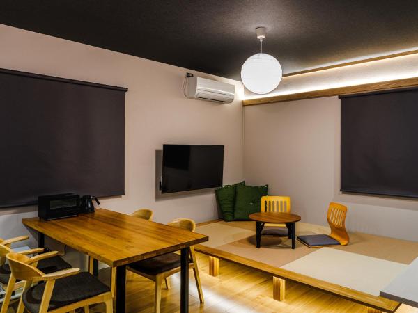 tonaResort Furano, Забронировать  Отели Фурано с парковкой, Парковка