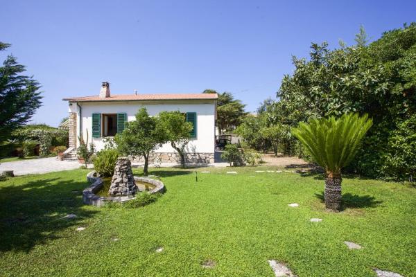 Villa Leo in zona residenziale vicino a Portoferraio, Забронировать  Портоферрайо Эльба