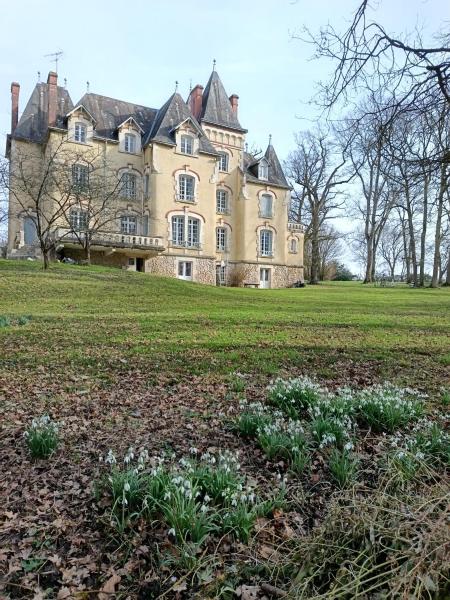 Château de Villechauvon, Забронировать  Ватан 