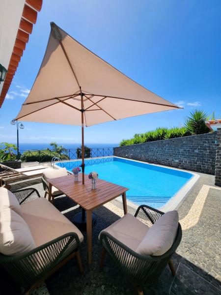 Villa Ocean Wave Calheta - Oversized Pool & Stunning Ocean Views, Забронировать  Кальета Архипелаг Мадейра