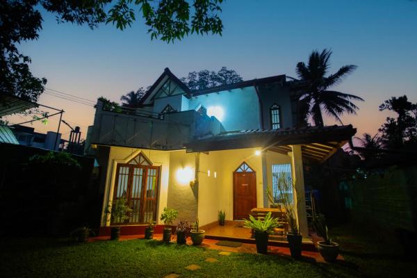 Ransithu Villa, Забронировать  Отели Округа Галле с парковкой, Парковка