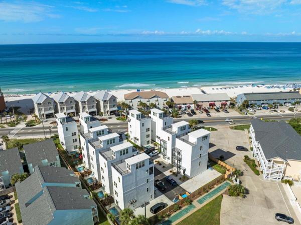 Coastal Retreat, Rooftop Gulf Views & Private Pool, Забронировать  Отели в центре Панама-Сити-Бич, в центре