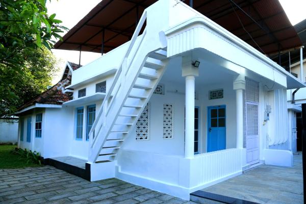 R & B Green Stay, Забронировать  Коччи штат Керала