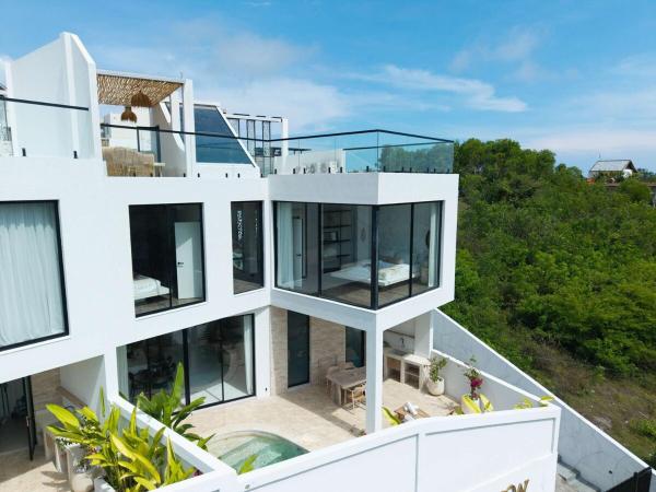 Snow White Villas 3BR Haven Near Pandawa Beach, Забронировать  Отели провинции Бали с парковкой, Парковка