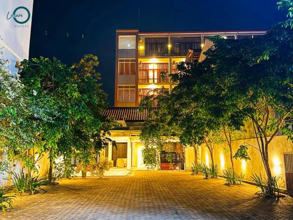 LeisureO Hotel and Spa Negombo, Забронировать  Негомбо Округ Гампаха
