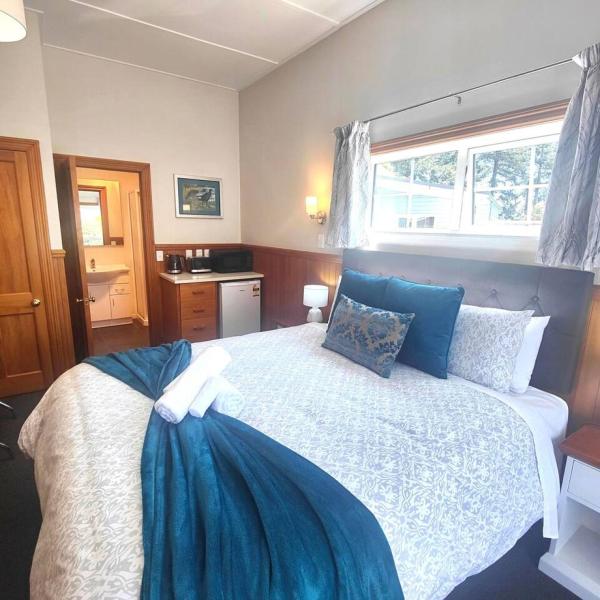 Huka Villas - Apartment, Забронировать  Таупо Lake Taupo
