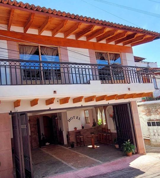 Hotel Johanan, Забронировать  Валь-де-Браво State of Mexico