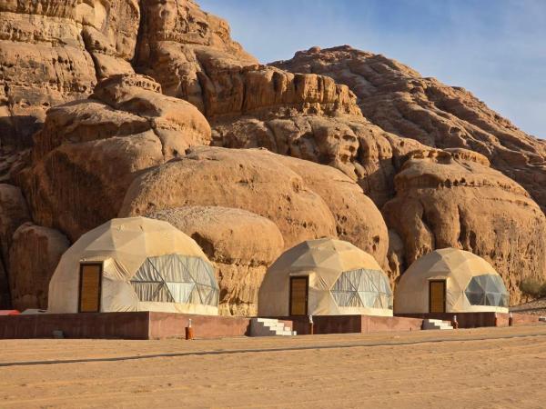 Amira Luxury Camp, Забронировать  Отели мухафаза Акабы с парковкой, Парковка