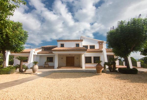 Villa Perles