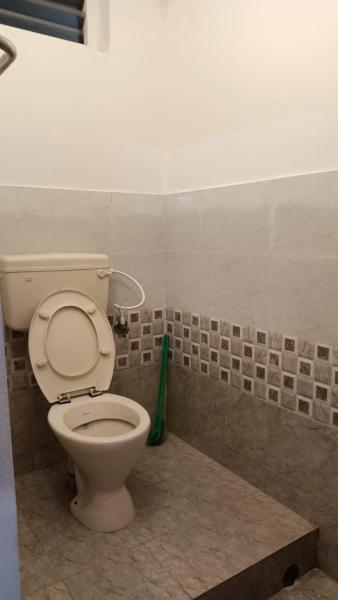 Rc home stay, Забронировать  Отели штата Тамилнада с парковкой, Парковка