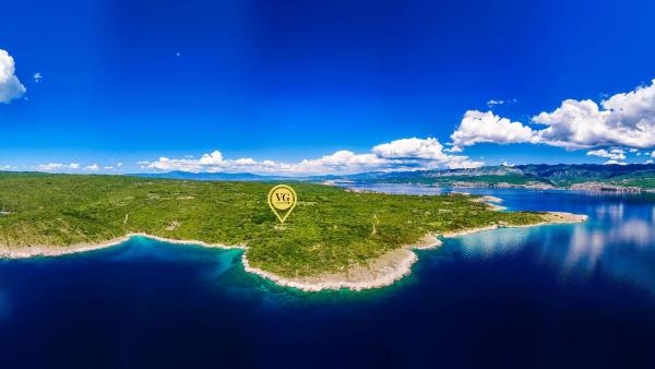 Villa Ruby beachfront by Villas Guide, Забронировать  Отели Шила с парковкой, Парковка