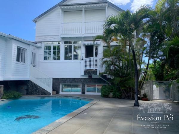 Charmant appartement avec piscine - La Villa Morgane 3 étoiles, Забронировать  Сен-Пьер Реюньон