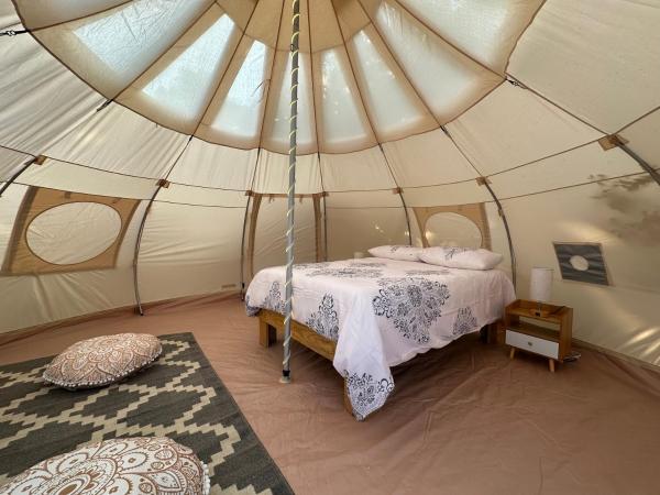 Gaiatri Holistic Glamping, Забронировать Кемпинг Кемпинги и глэмпинги Тепостлан, Кемпинг