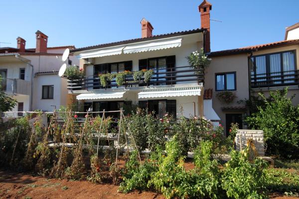 Apartments for families with children Valbandon, Fazana - 7239, Забронировать Апартаменты/квартира Валбандон Истрия