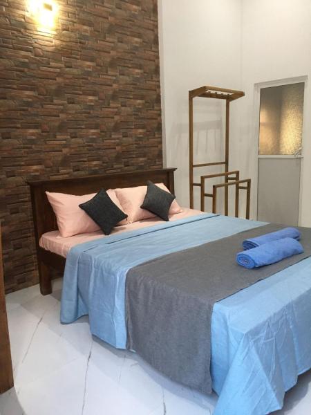 Moonlit resort, Забронировать  Отели Минувангода с парковкой, Парковка