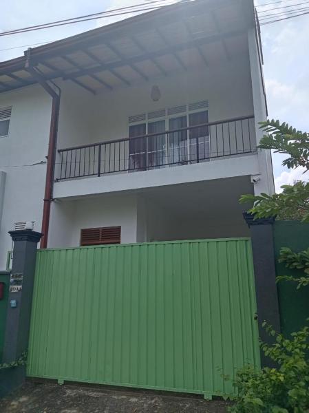 Nirmala Homestay, Забронировать  Polgasowita Округ Коломбо