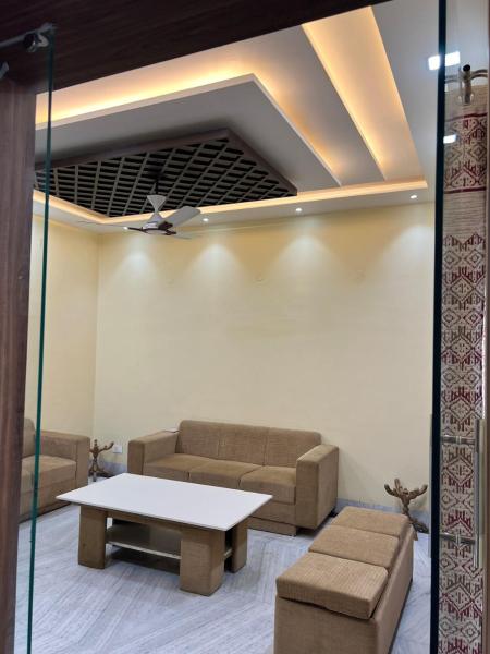 Peaceful & Spacious 5BHK Villa with Balcony & Parking, Забронировать  Патьяла штат Пенджаб