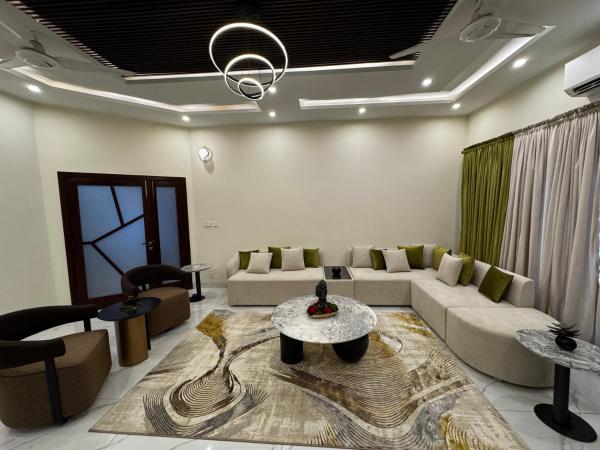 LAHORE VILLA 1 Kanal Ground floor 2 beds, 2 bath, 1 living room, dinning area, kitchen, Забронировать  Лахор Пакистан