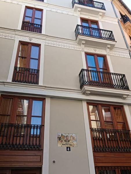 Apartamentos Valencia Centro 1, Забронировать  Валенсия Коста-де-Валенсия, рядом с Sala Girasol