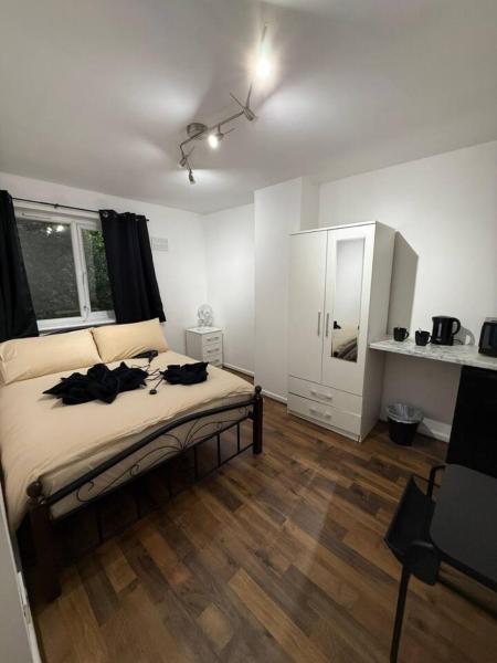 Local London Double Room, Забронировать  Лондон Большой Лондон