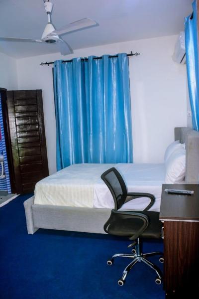 Royal Regal Suites, Забронировать  Кокробите Awutu Efutu Senya