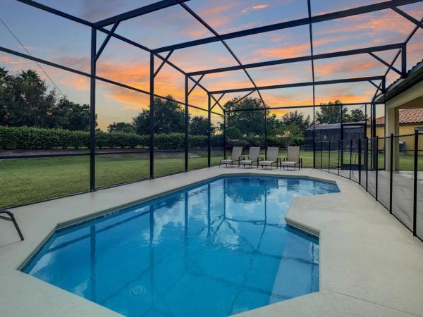 , Забронировать  Loughman Orlando Metropolitan Area