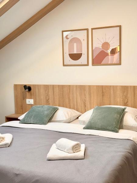 Cloud9 Airport Rooms, Забронировать  Отели Cavtat Coast с парковкой, Парковка