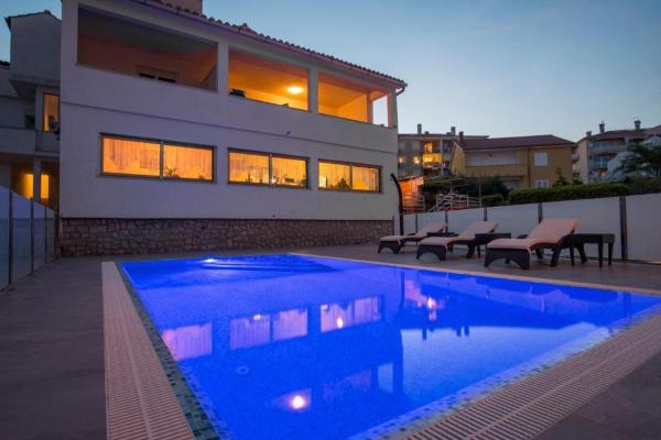 Apartmants and Rooms Velnić, city Krk, Забронировать  Крк остров Крк