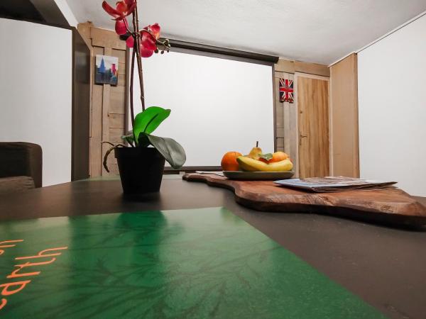 Le Double Studio AB à Dijon CHU, Ciné & Extérieur, Забронировать  Дижон Bourgogne Wine Route
