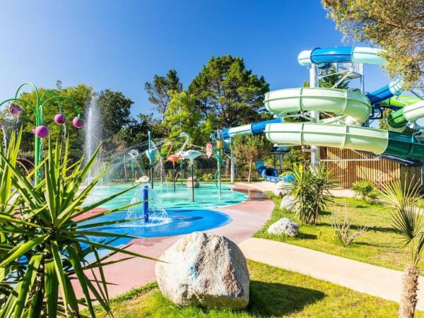 Camping Bidart, Забронировать  Отели Бидар с бассейном, Бассейн