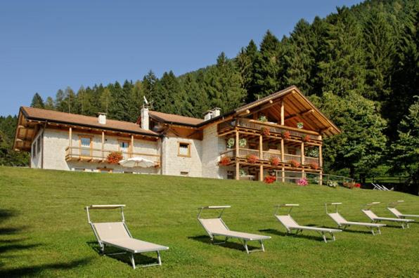 Agritur Maso Tesadri, Забронировать  Пинцоло Мадонна-ди-Кампильо