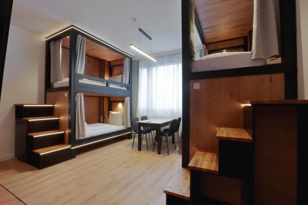 Hevals CosyCABIN Studios, Забронировать  Берлин Германия