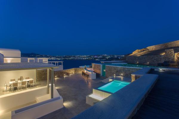 Villa Sapphire 6bed with Pool and Hot Tub in Ornos, Забронировать  Отели Орнос с парковкой, Парковка