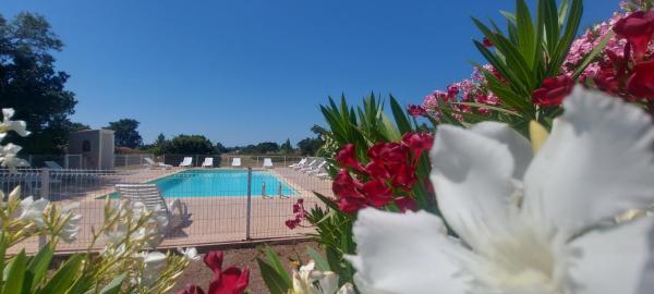 Porto Vecchio - Résidence RIVIERA- Villa Santa Giulia, Забронировать  Отели в центре Леччи, в центре