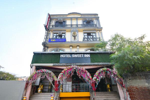 FabHotel Sweet Inn, Забронировать  Нью-Дели Национальный столичный округ Дели