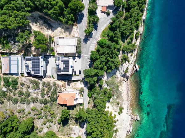Apartmani Brela 15 luxury, Забронировать  Отели Брела с бассейном, рядом с Пляж Леро, Бассейн